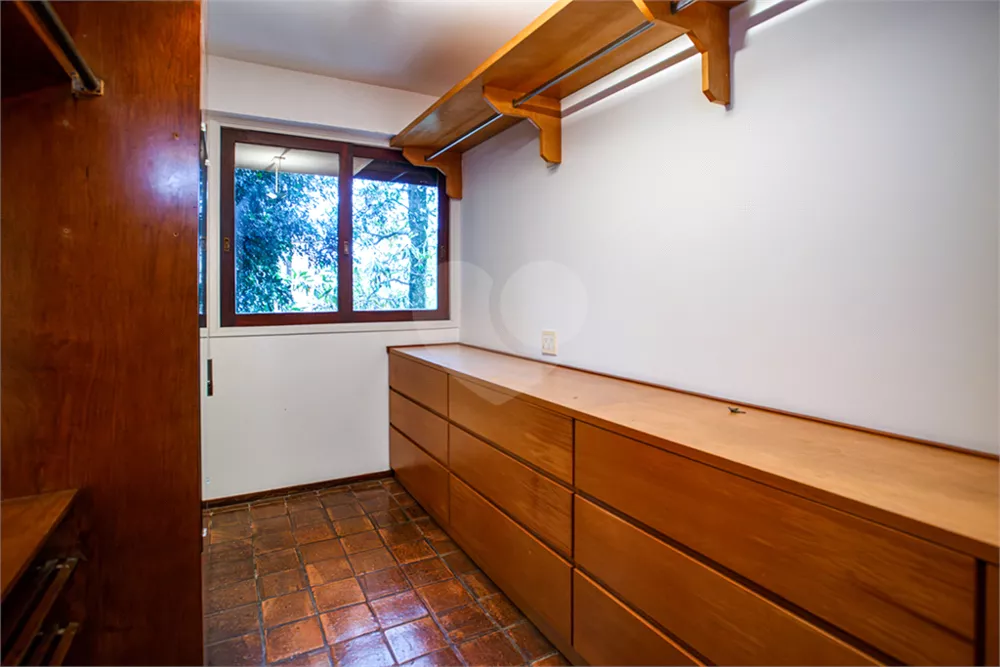 Casa, 4 quartos, 313 m² - Foto 2