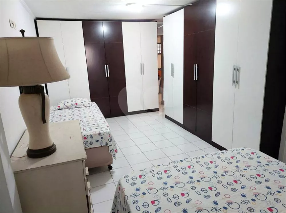 Casa, 6 quartos, 250 m² - Foto 4