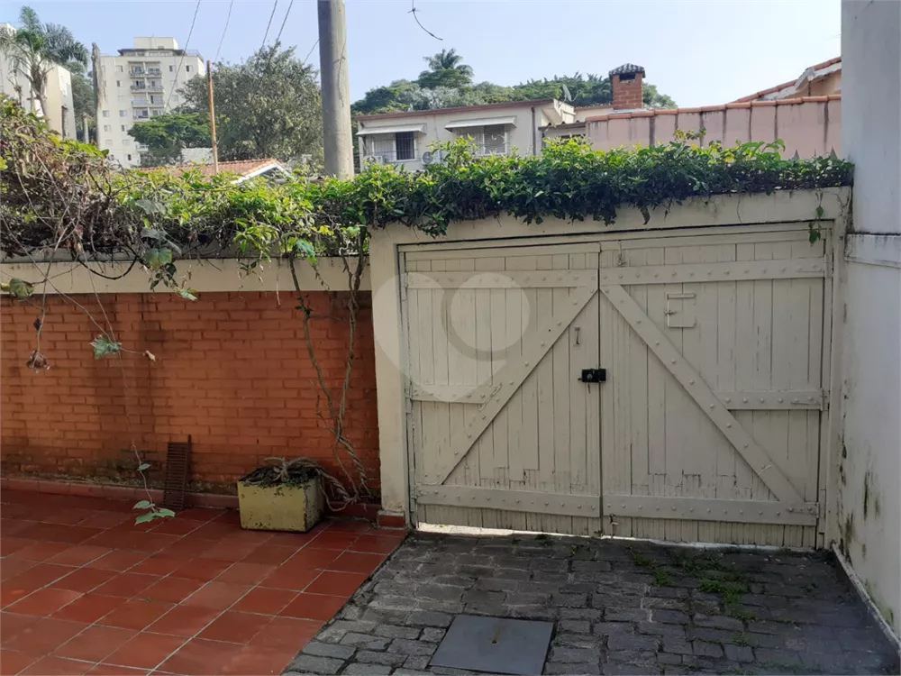 Casa, 4 quartos, 300 m² - Foto 1