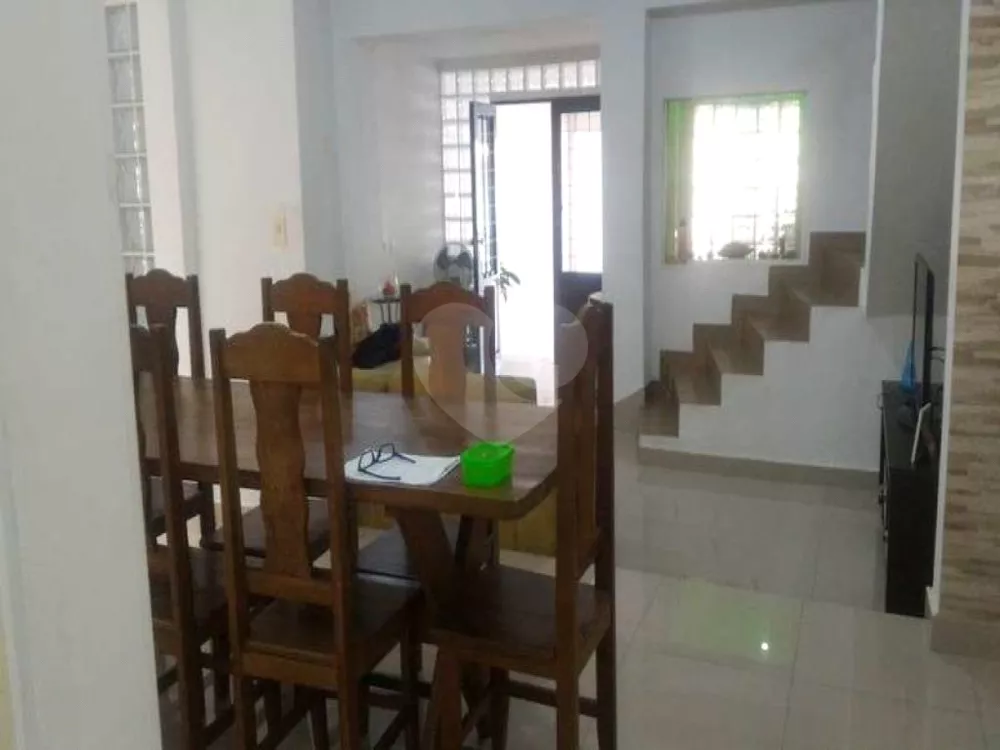 Casa, 3 quartos, 158 m² - Foto 2