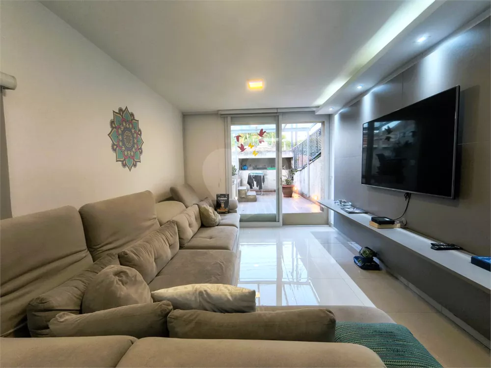 Sobrado, 3 quartos, 192 m² - Foto 2