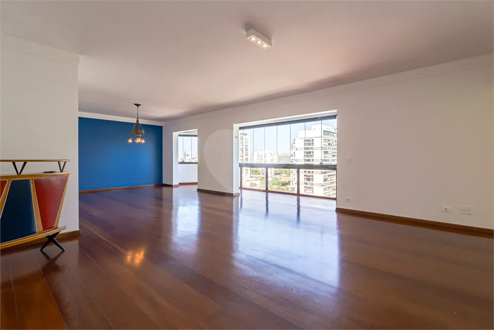 Apartamento, 3 quartos, 232 m² - Foto 3