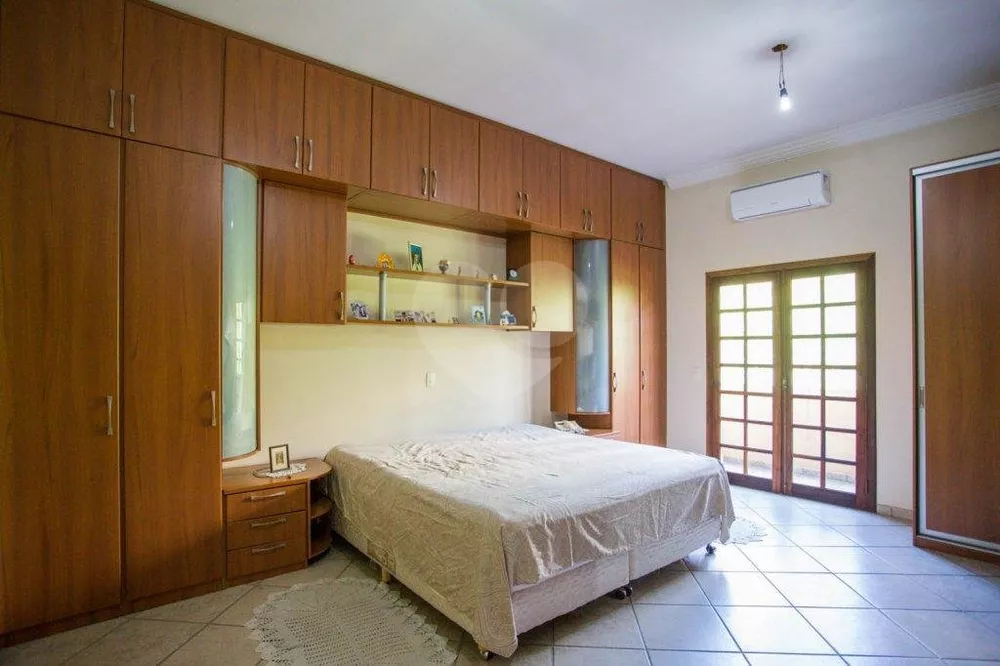 Casa, 4 quartos, 400 m² - Foto 1
