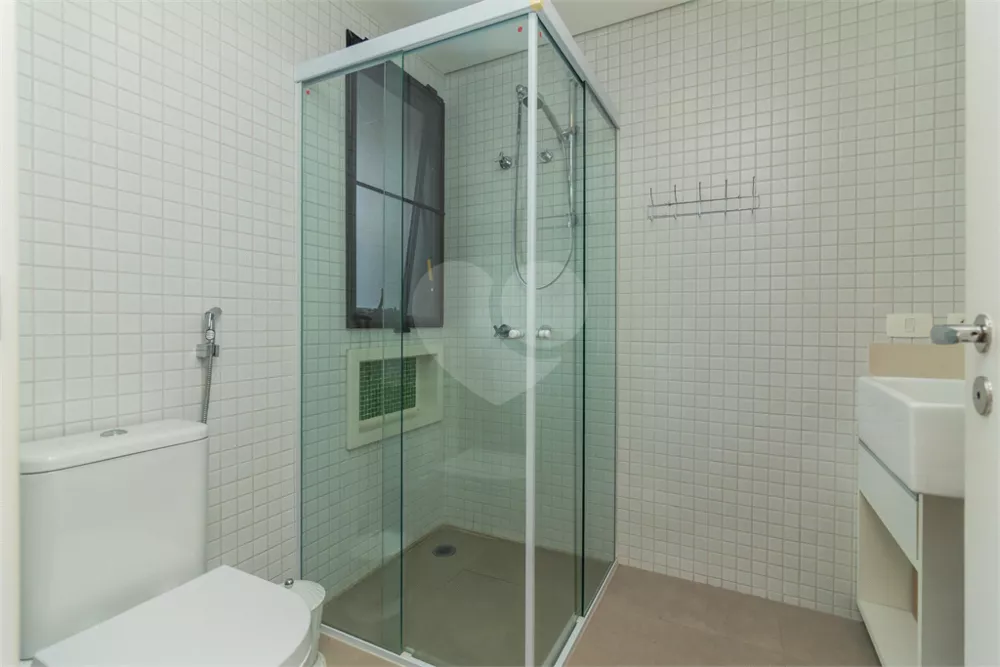 Apartamento, 3 quartos, 168 m² - Foto 2