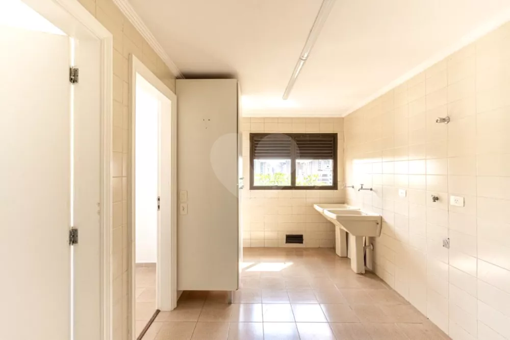 Apartamento, 6 quartos, 591 m² - Foto 1