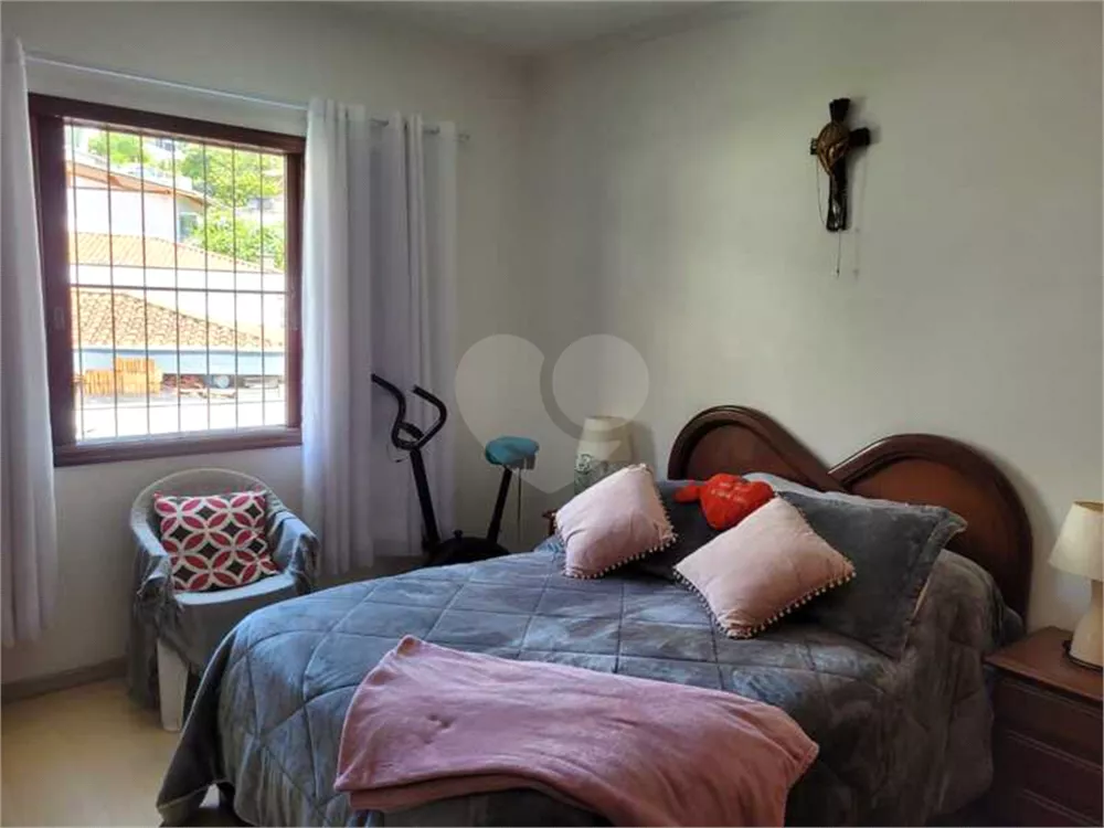 Sobrado, 6 quartos, 193 m² - Foto 1