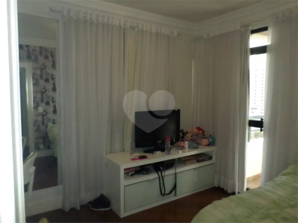 Apartamento, 4 quartos, 202 m² - Foto 1