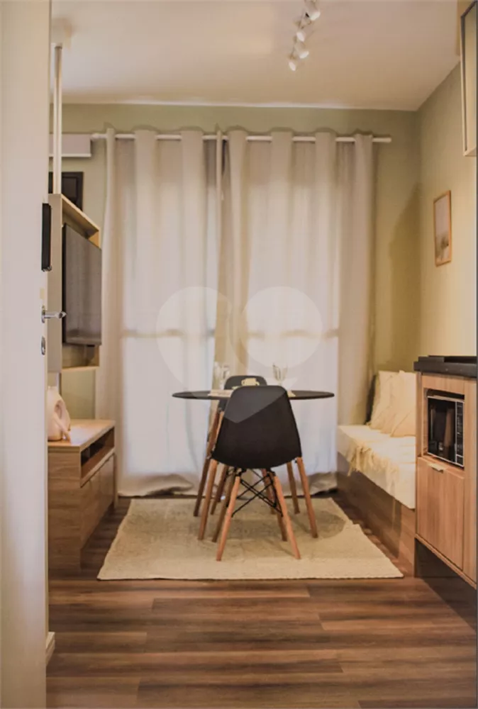 Apartamento, 1 quarto, 27 m² - Foto 2