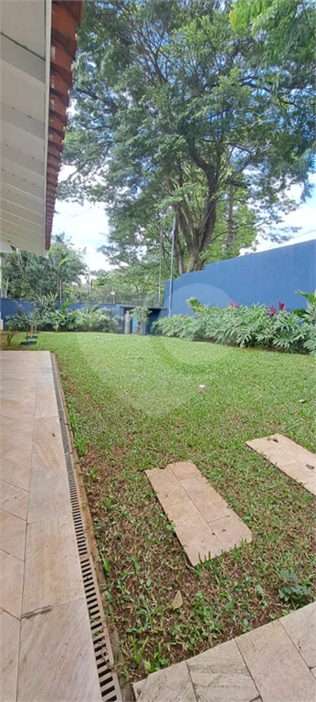 Casa, 4 quartos, 230 m² - Foto 1