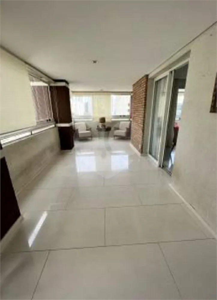 Apartamento, 3 quartos, 261 m² - Foto 3