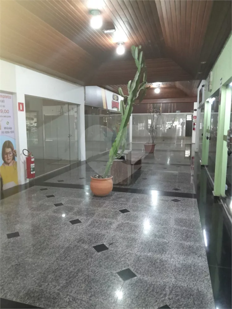 Loja-Salão, 24 m² - Foto 1