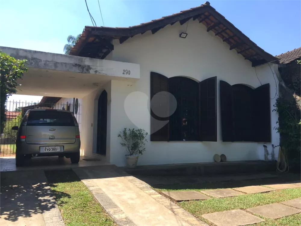 Casa, 3 quartos, 259 m² - Foto 2