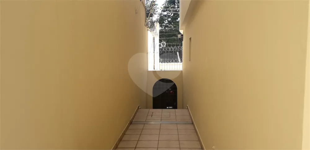 Casa, 3 quartos, 232 m² - Foto 2