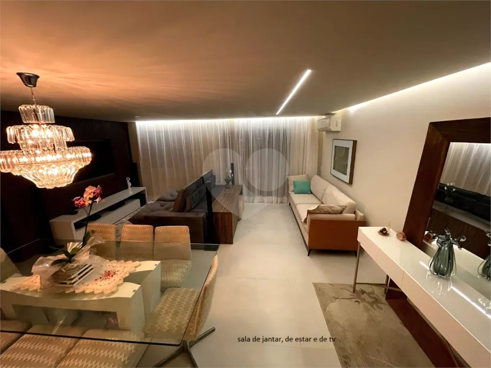 Cobertura, 3 quartos, 236 m² - Foto 4