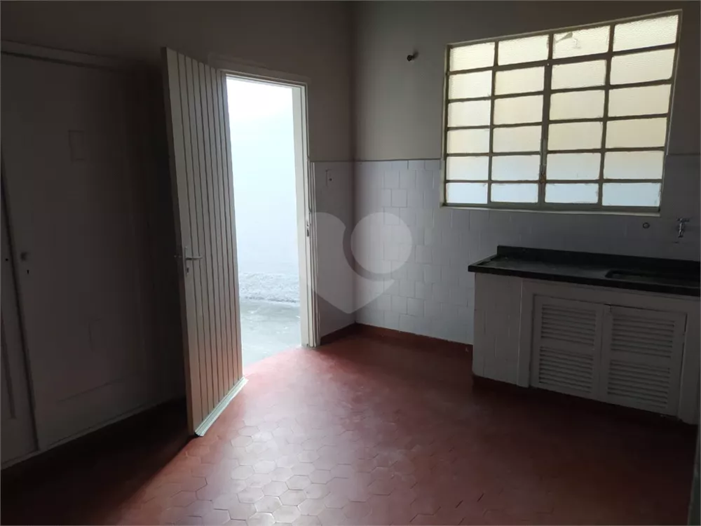 Casa, 5 quartos, 142 m² - Foto 3