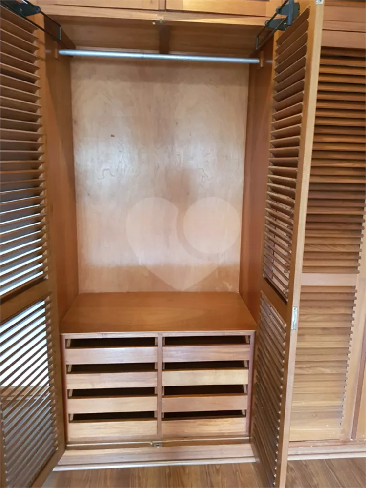 Apartamento, 3 quartos, 160 m² - Foto 1