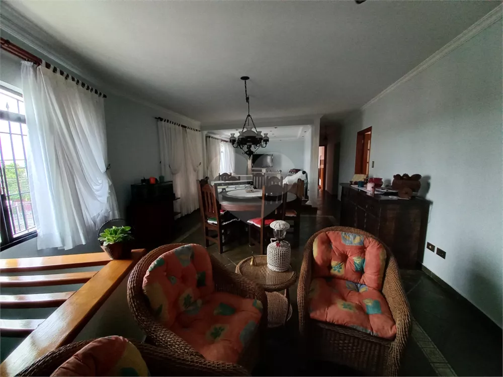 Sobrado, 3 quartos, 224 m² - Foto 4