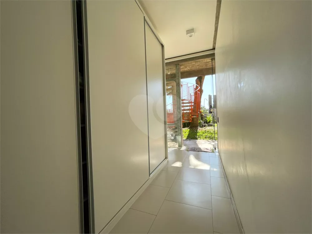 Sobrado, 4 quartos, 389 m² - Foto 1