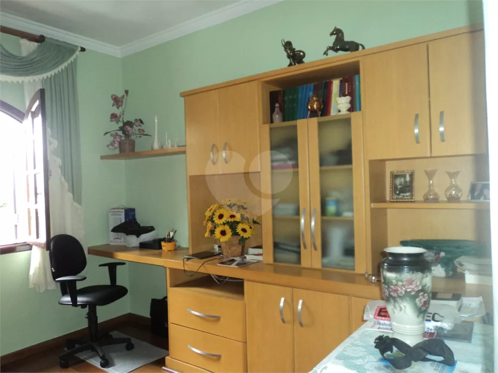 Sobrado, 3 quartos, 214 m² - Foto 2