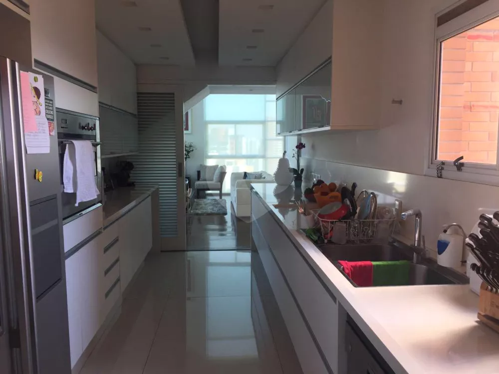 Apartamento, 4 quartos, 218 m² - Foto 3