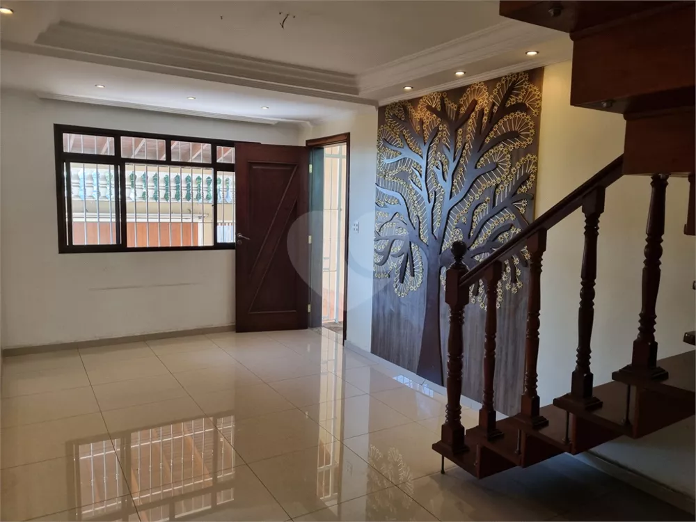 Sobrado, 3 quartos, 392 m² - Foto 2