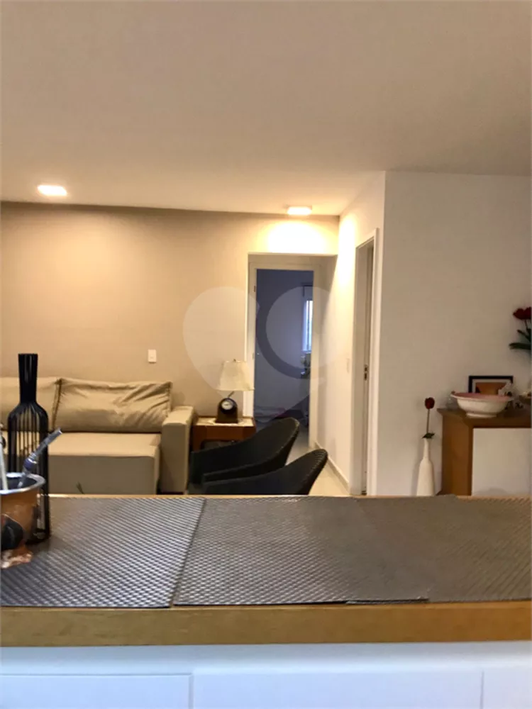 Apartamento, 2 quartos, 70 m² - Foto 1