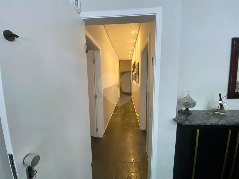 Casa, 7 quartos, 650 m² - Foto 2