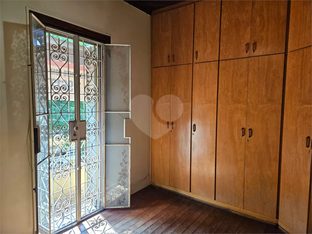 Casa, 3 quartos, 228 m² - Foto 4