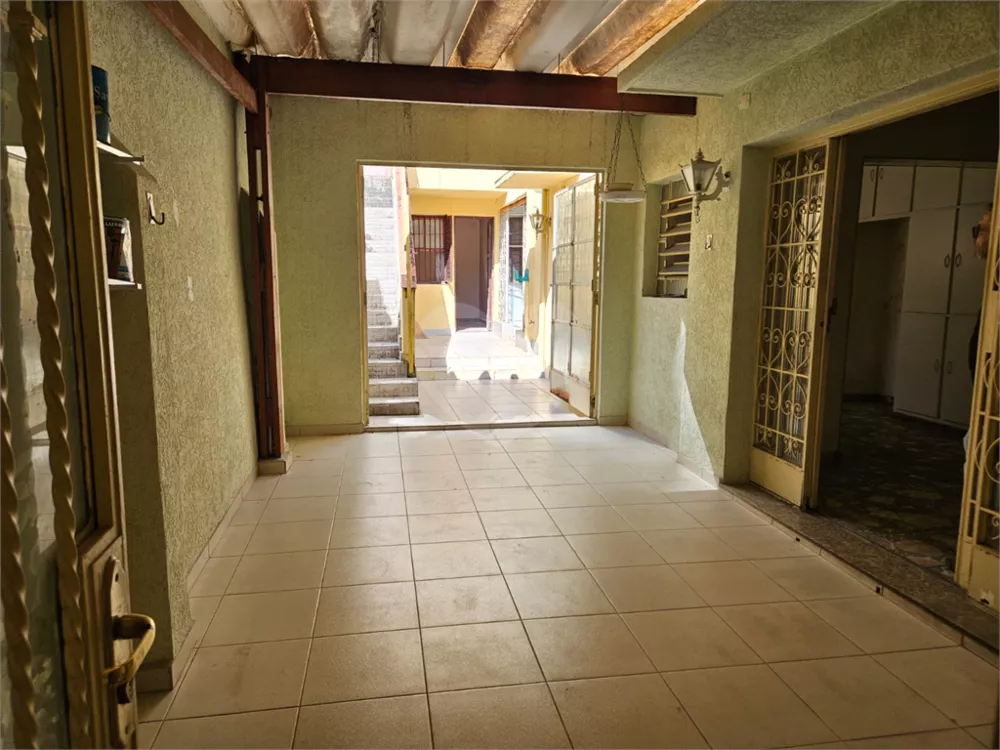 Casa, 3 quartos, 228 m² - Foto 1