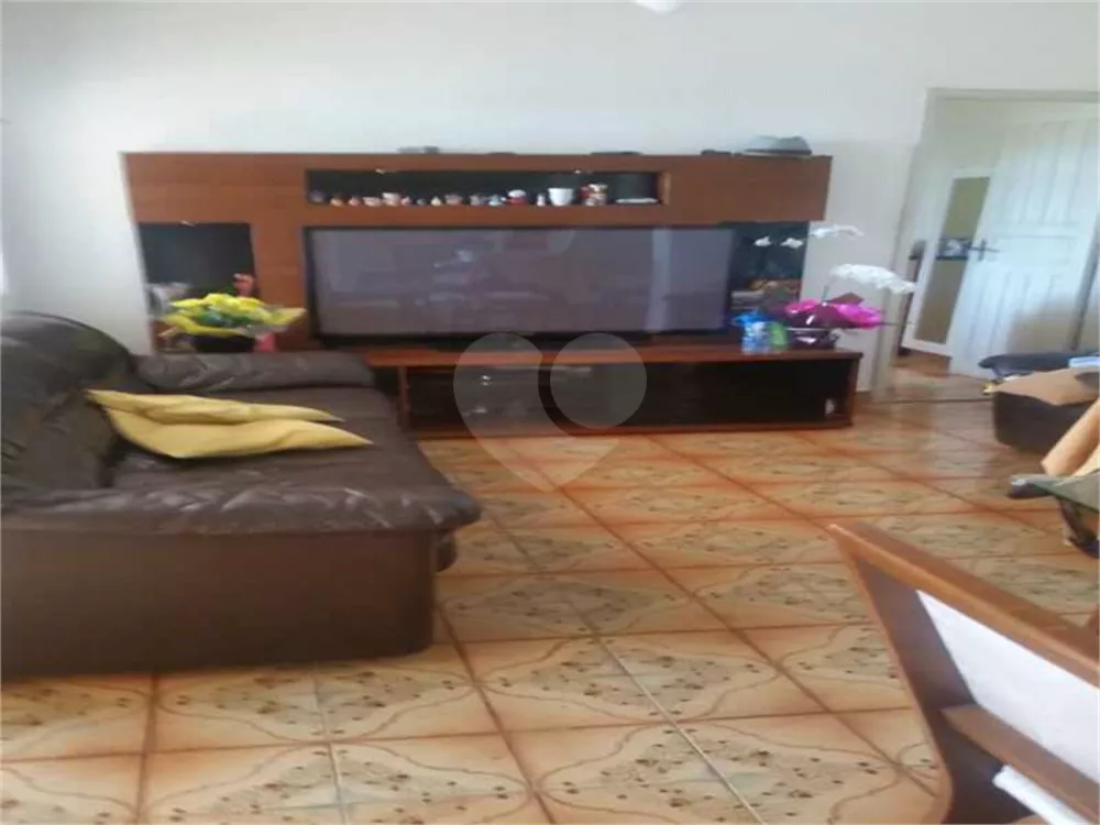 Casa, 3 quartos, 179 m² - Foto 1