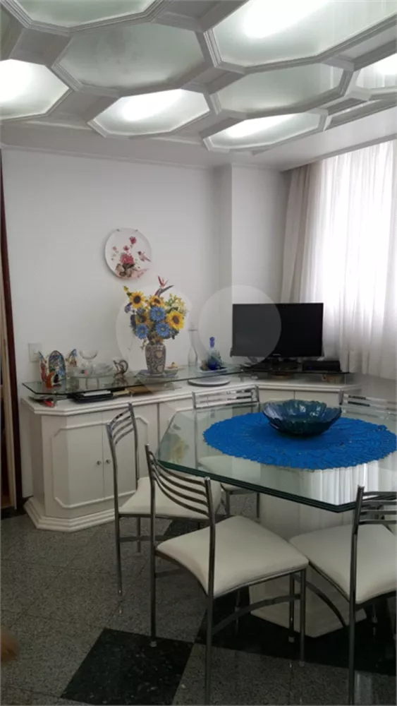 Apartamento, 4 quartos, 223 m² - Foto 2