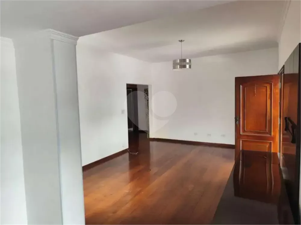 Sobrado, 4 quartos, 350 m² - Foto 1