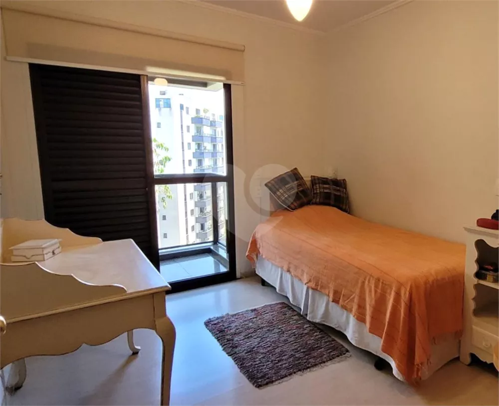Apartamento, 4 quartos, 235 m² - Foto 2