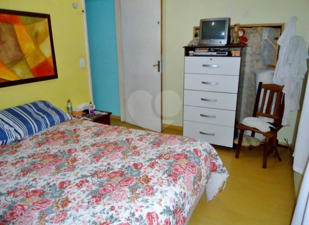 Casa, 3 quartos, 230 m² - Foto 1