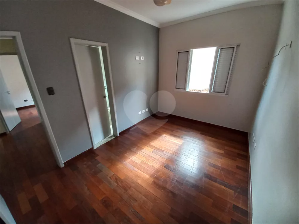 Sobrado, 3 quartos, 240 m² - Foto 2