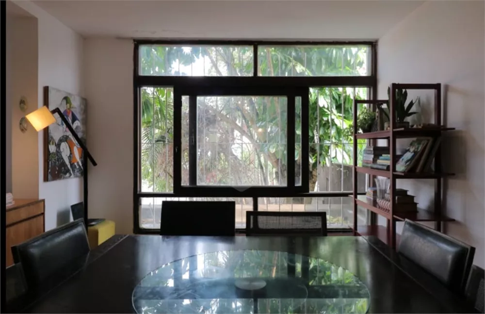 Casa, 3 quartos, 306 m² - Foto 1