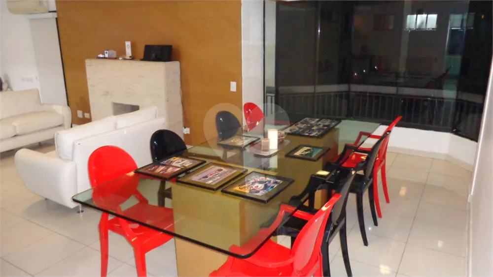 Apartamento, 3 quartos, 198 m² - Foto 4