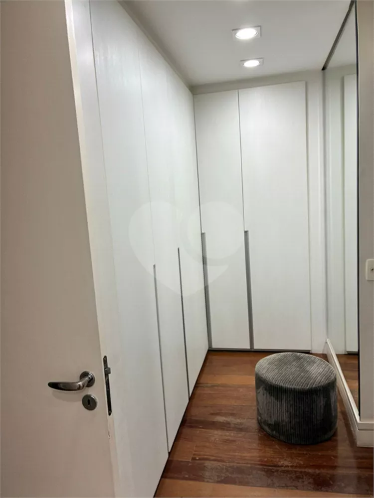 Apartamento, 3 quartos, 234 m² - Foto 4