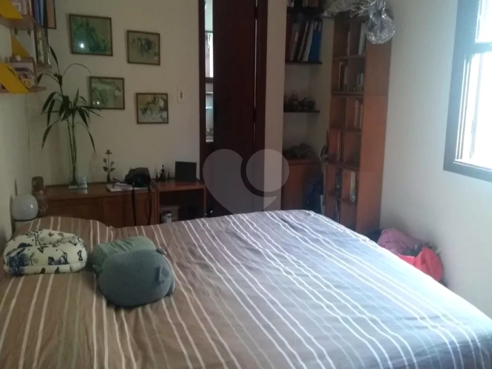 Casa, 3 quartos, 210 m² - Foto 2