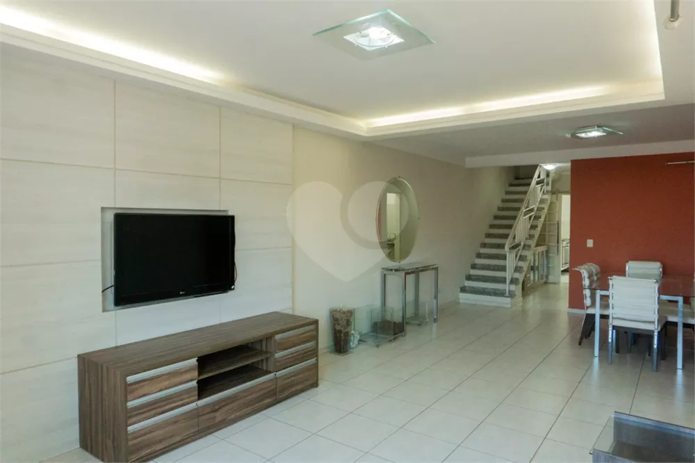 Sobrado, 3 quartos, 150 m² - Foto 1