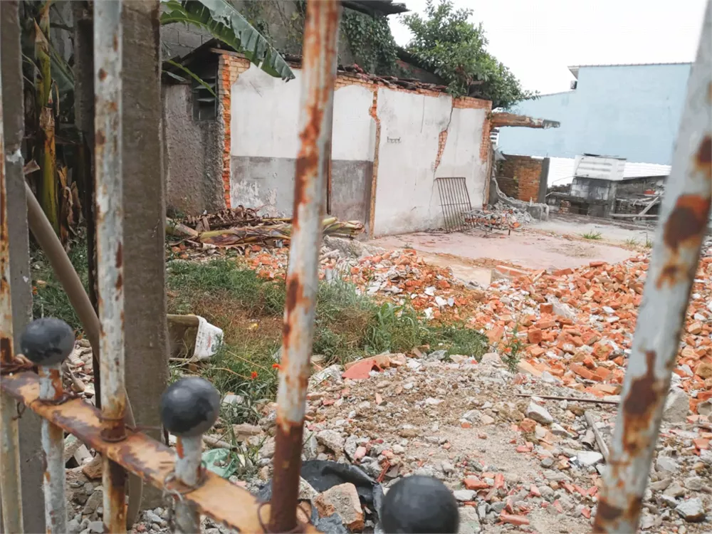 Loteamento e Condomínio, 250 m² - Foto 1