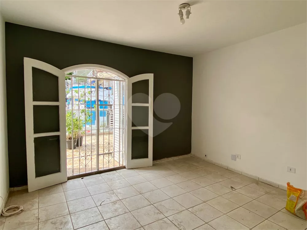 Casa, 3 quartos, 230 m² - Foto 2