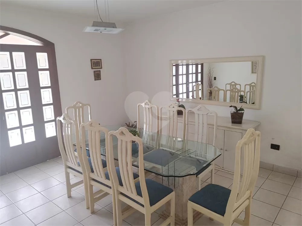 Casa, 4 quartos, 424 m² - Foto 1