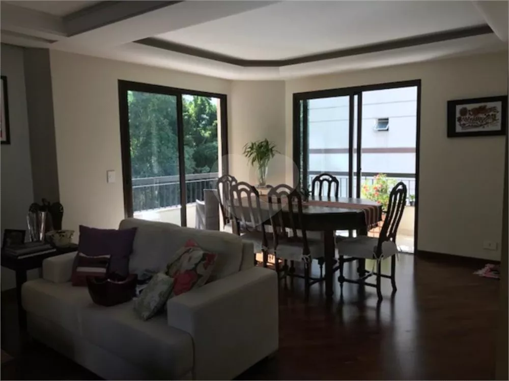 Apartamento, 3 quartos, 178 m² - Foto 2