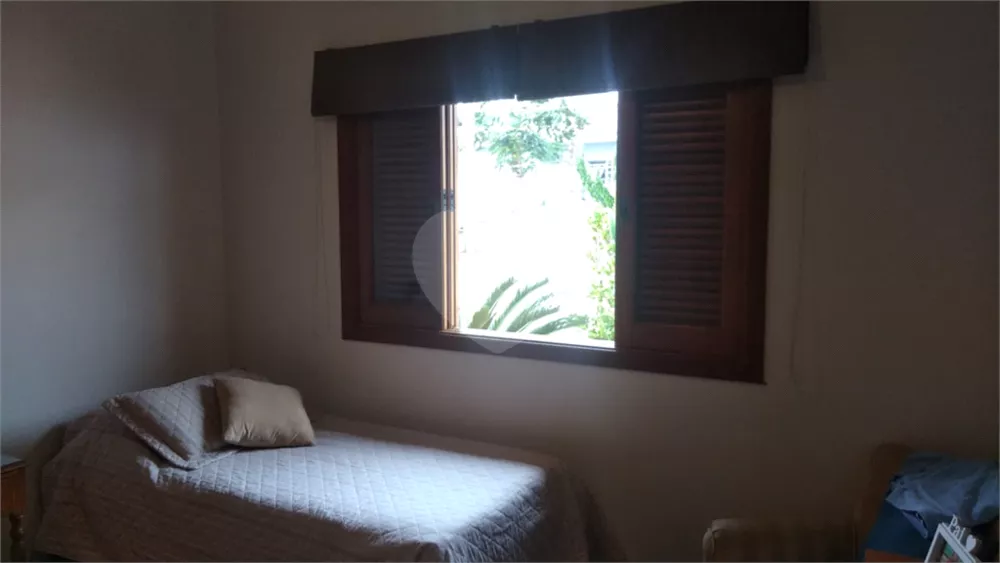 Casa, 3 quartos, 260 m² - Foto 1