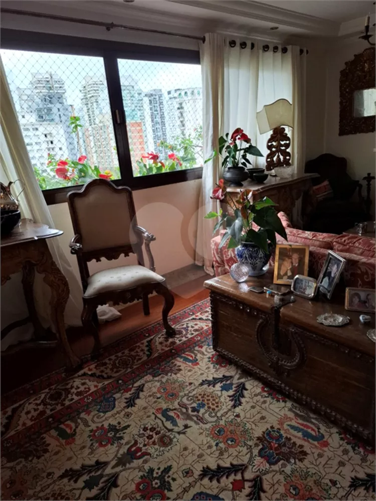 Apartamento, 4 quartos, 216 m² - Foto 1