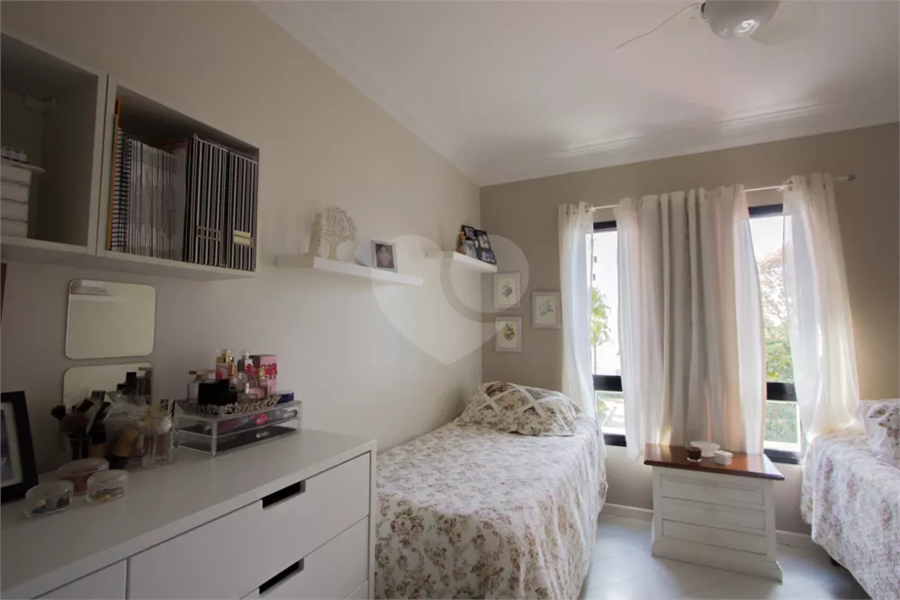 Apartamento, 3 quartos, 150 m² - Foto 2