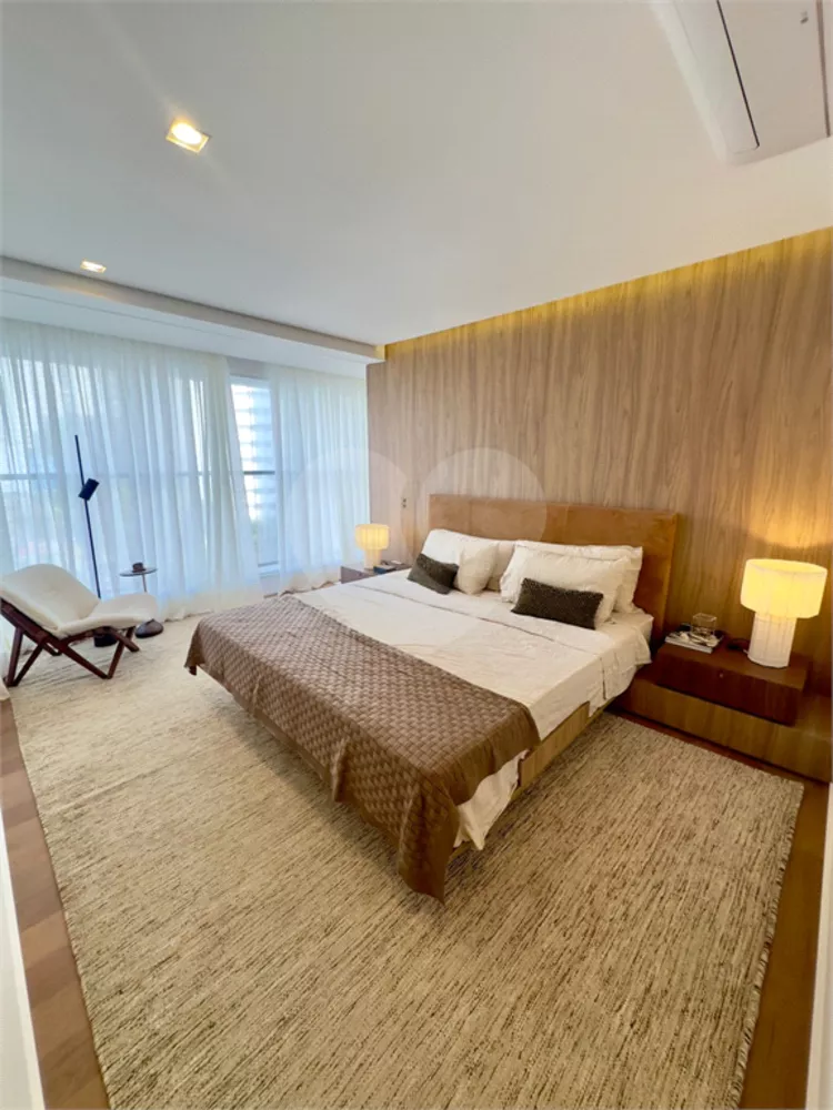 Apartamento, 4 quartos, 228 m² - Foto 1