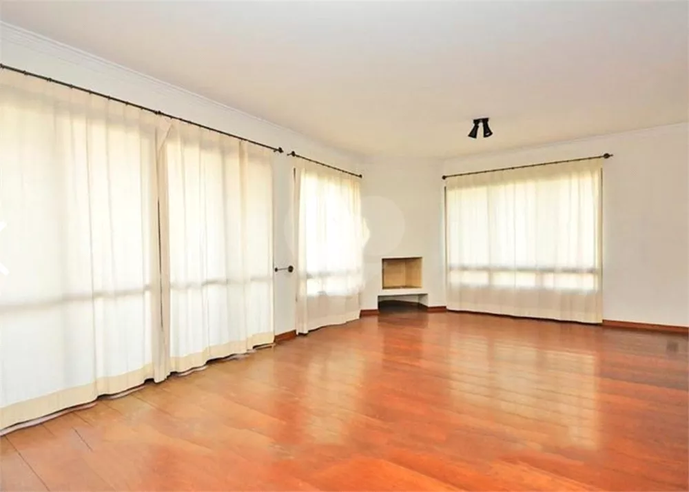 Apartamento, 3 quartos, 200 m² - Foto 1