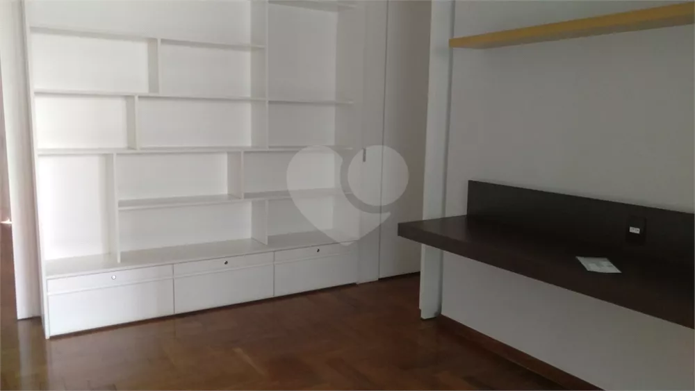 Apartamento, 4 quartos, 226 m² - Foto 2